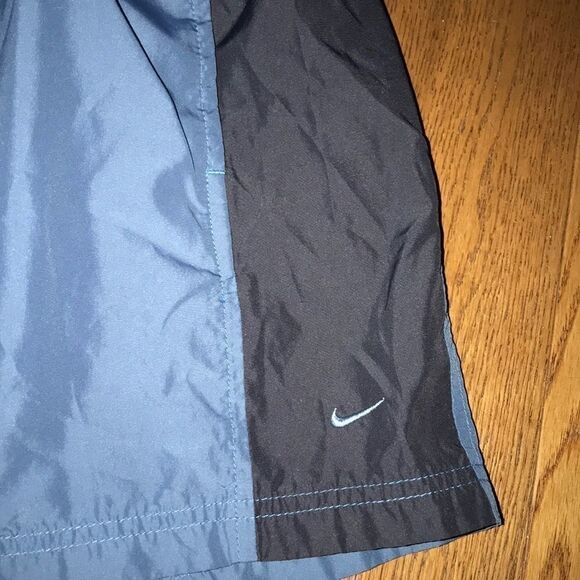 Nike x sacai Girls Blue Colorblock Elastic Waistband Athletic Shorts Size Medium - Picture 3 of 6